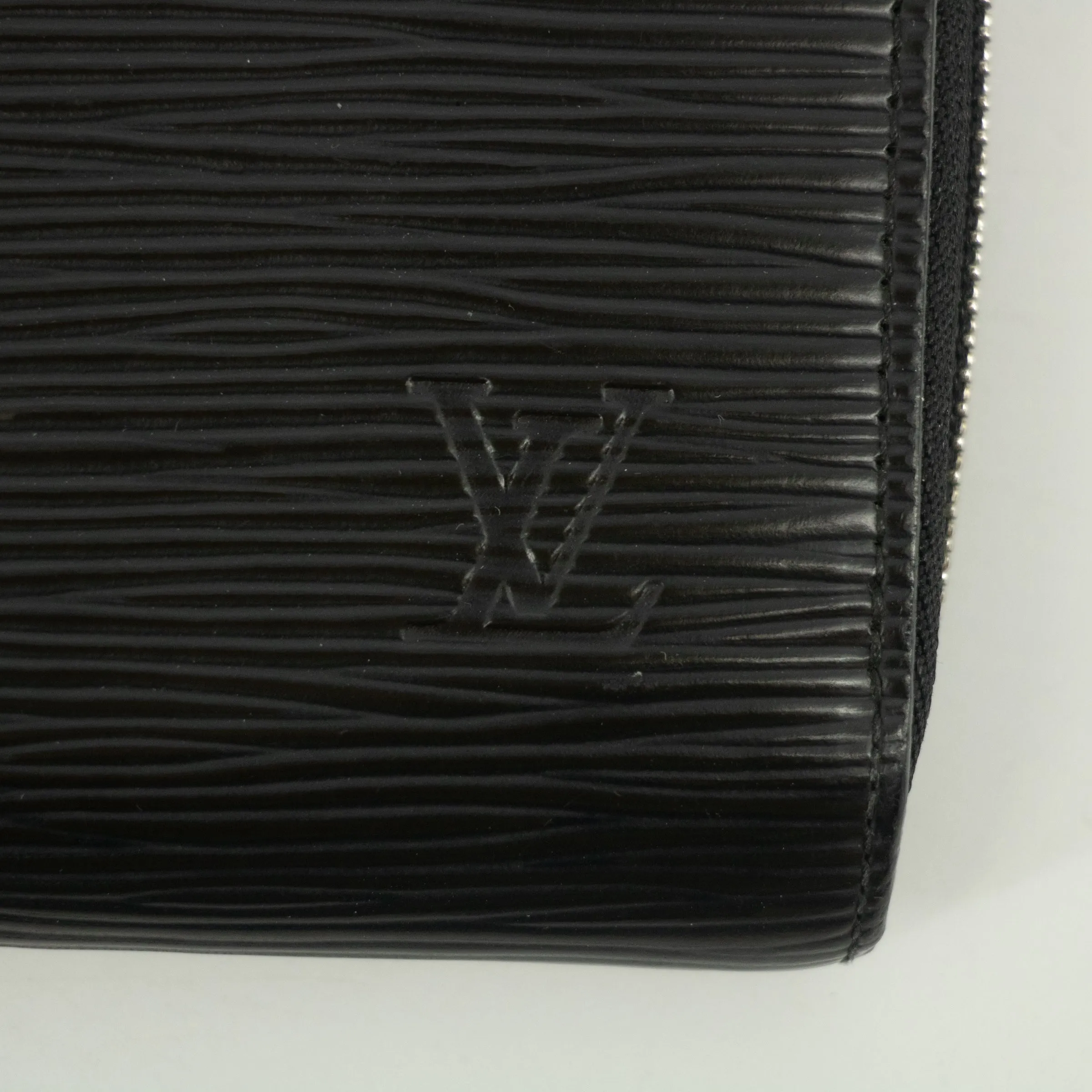 Louis Vuitton Black Epi Zippy Wallet  #2394
