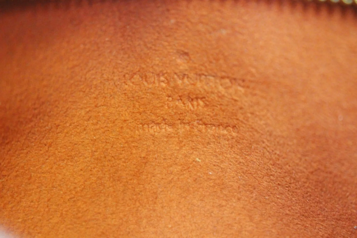 LOUIS VUITTON Damier Ebene Brown Pouch - Sale