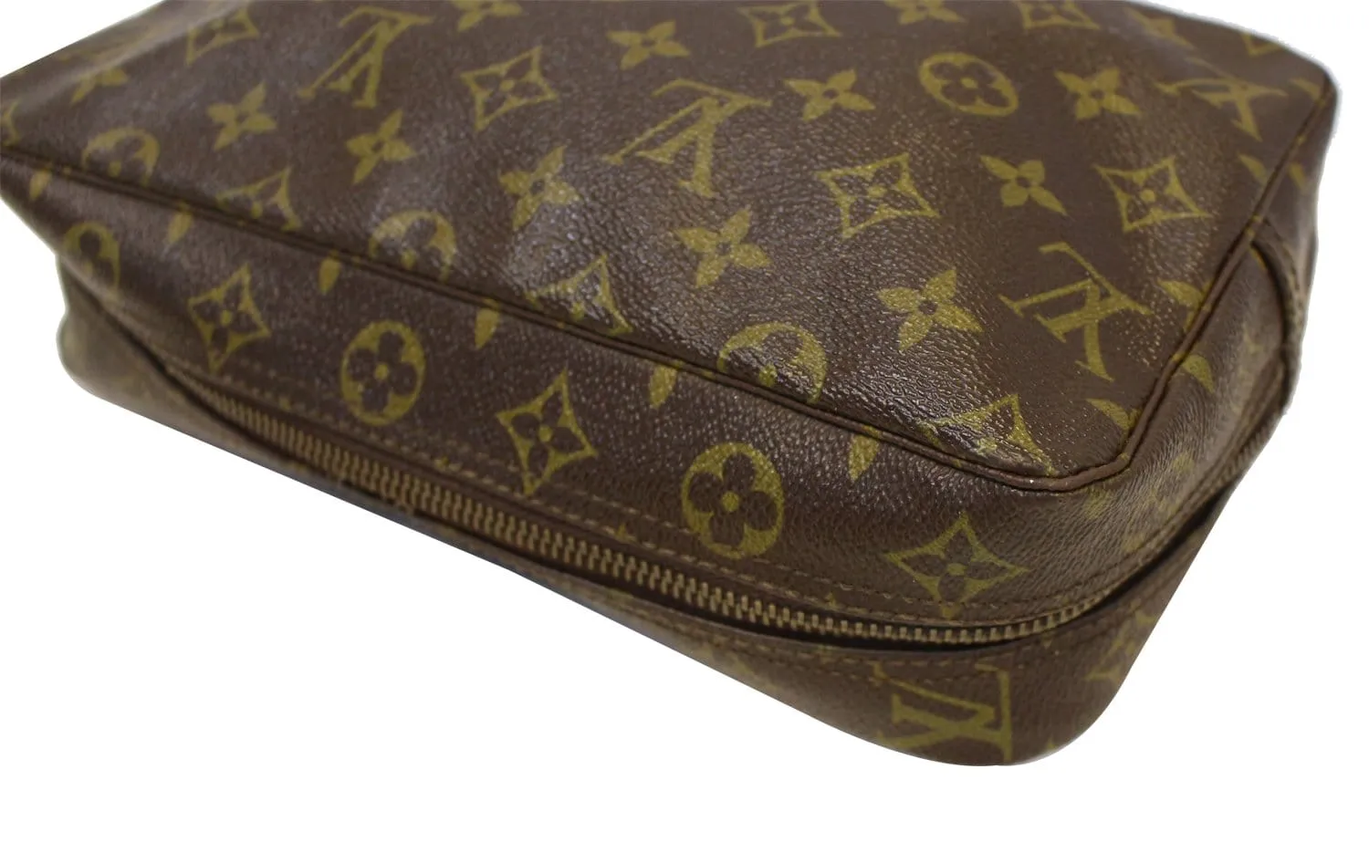 LOUIS VUITTON Monogram Canvas Trousse Toilette 28 Clutch