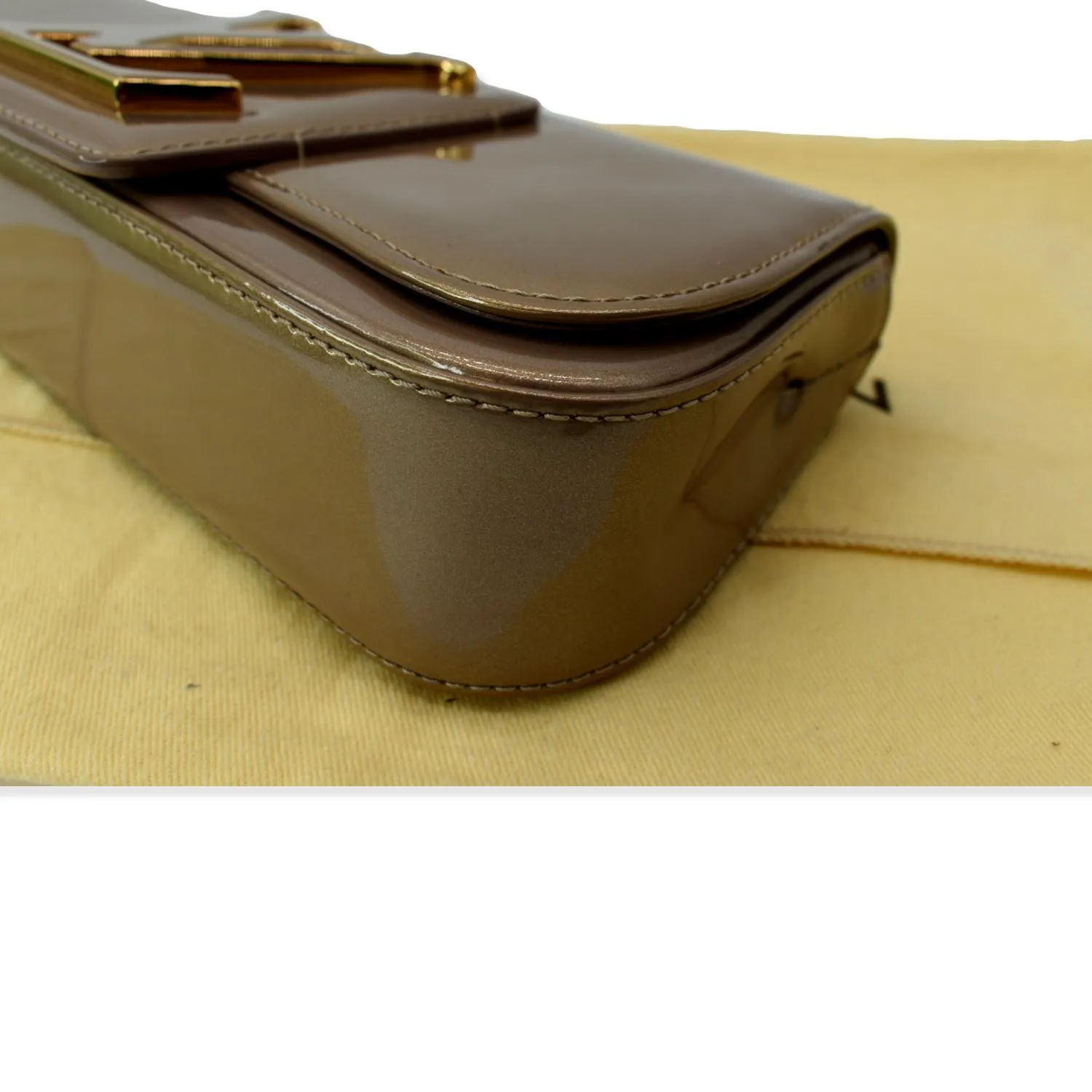 LOUIS VUITTON Sobe Pochette Vernis Leather Clutch Bag Bronze