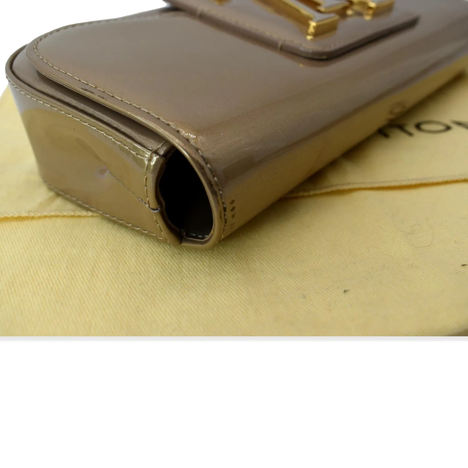 LOUIS VUITTON Sobe Pochette Vernis Leather Clutch Bag Bronze