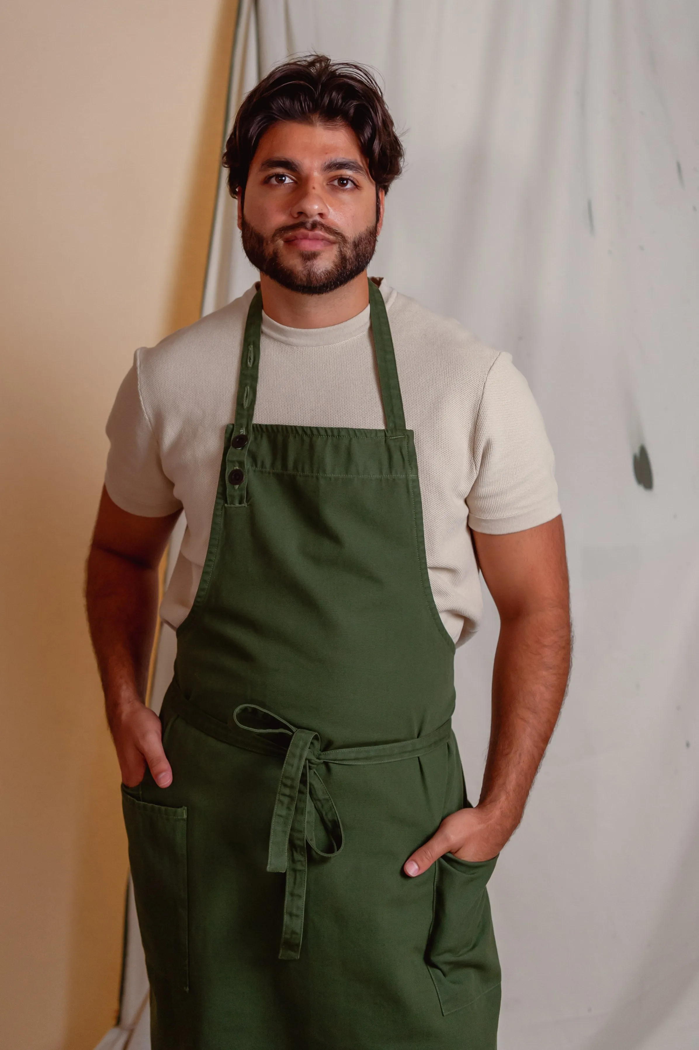 Lyon Bib Apron ⏤ Ponderosa Green
