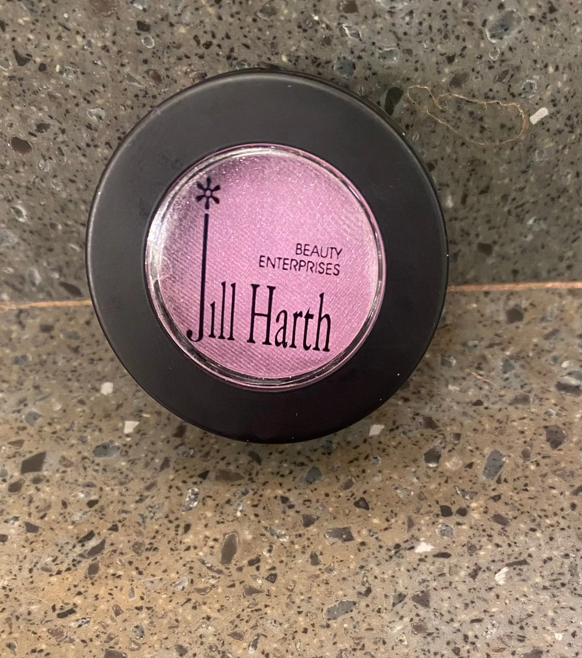 Magnetic Eye Shadow Compact