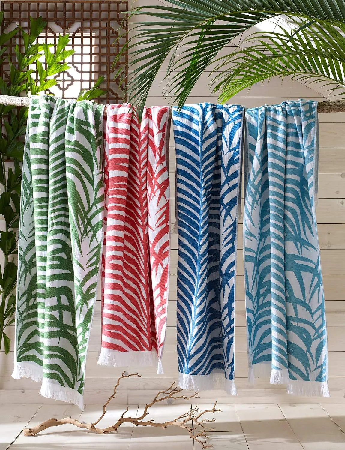 Matouk Schumacher Zebra Palm Beach Towels