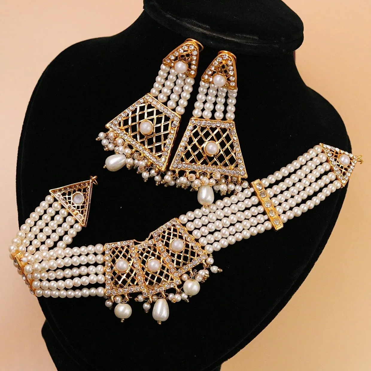 N2002 Designer Pearl Choker Set