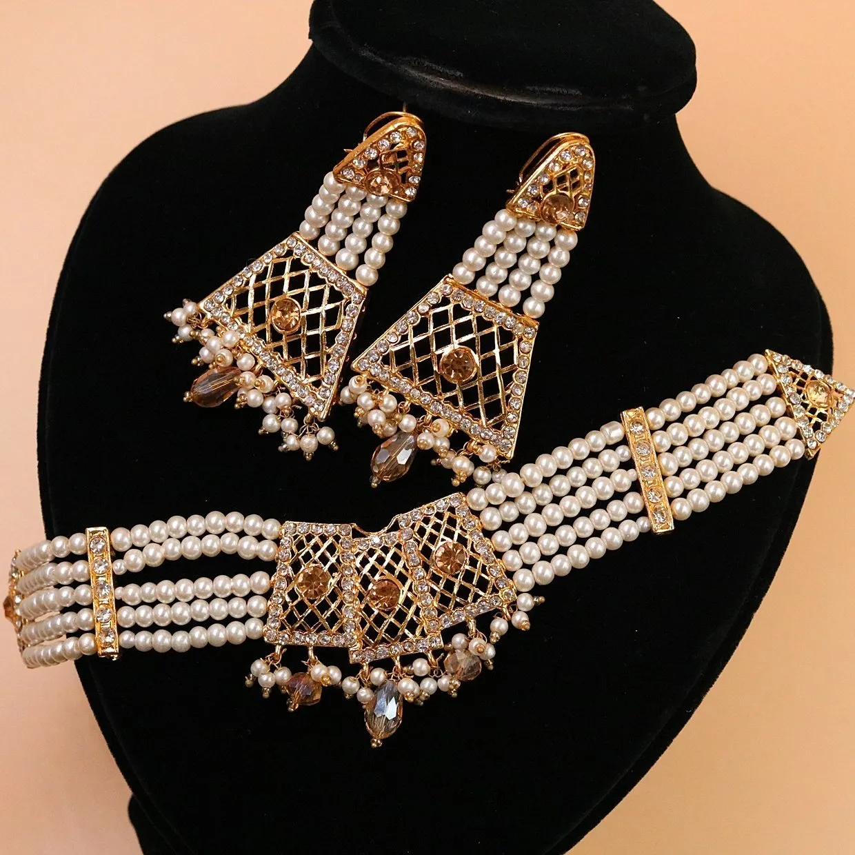 N2002 Designer Pearl Choker Set