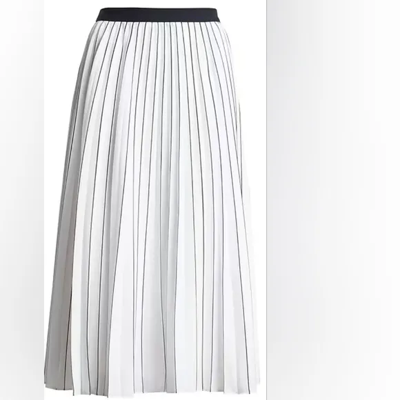 NWT) BANANA REPUBLIC Stripe pleated midi skirt White &amp; Black size 0
