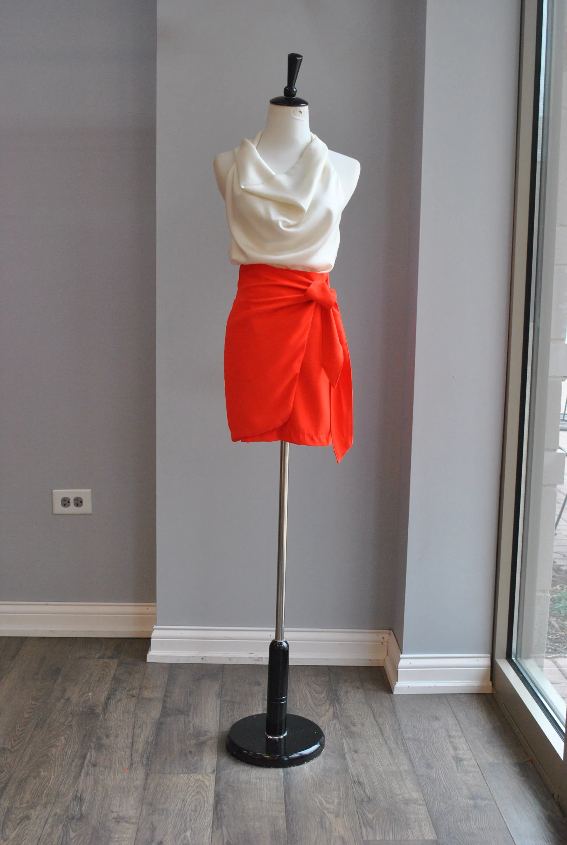 ORANGE MINI SKIRT WITH SIDE TIE