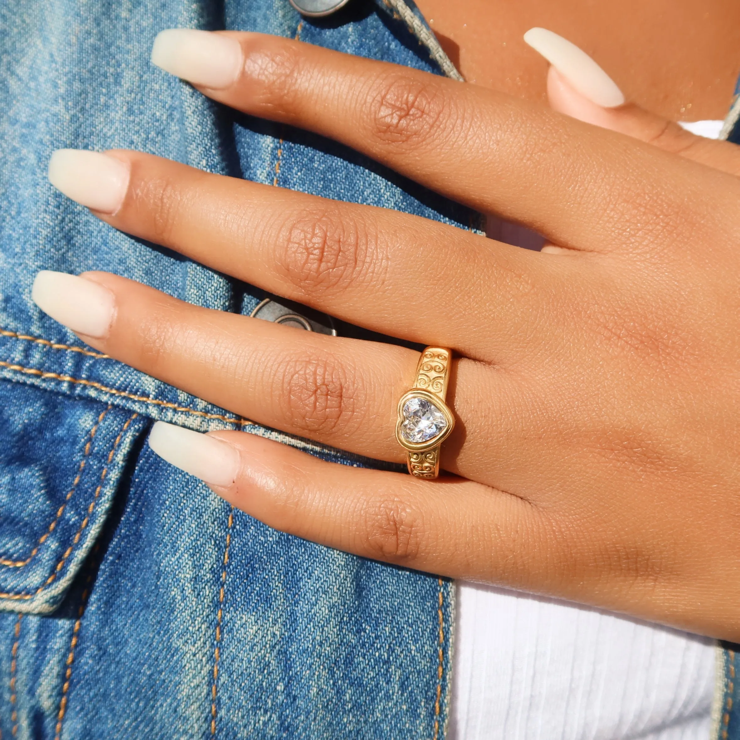Ornate Band Emerald Heart Ring