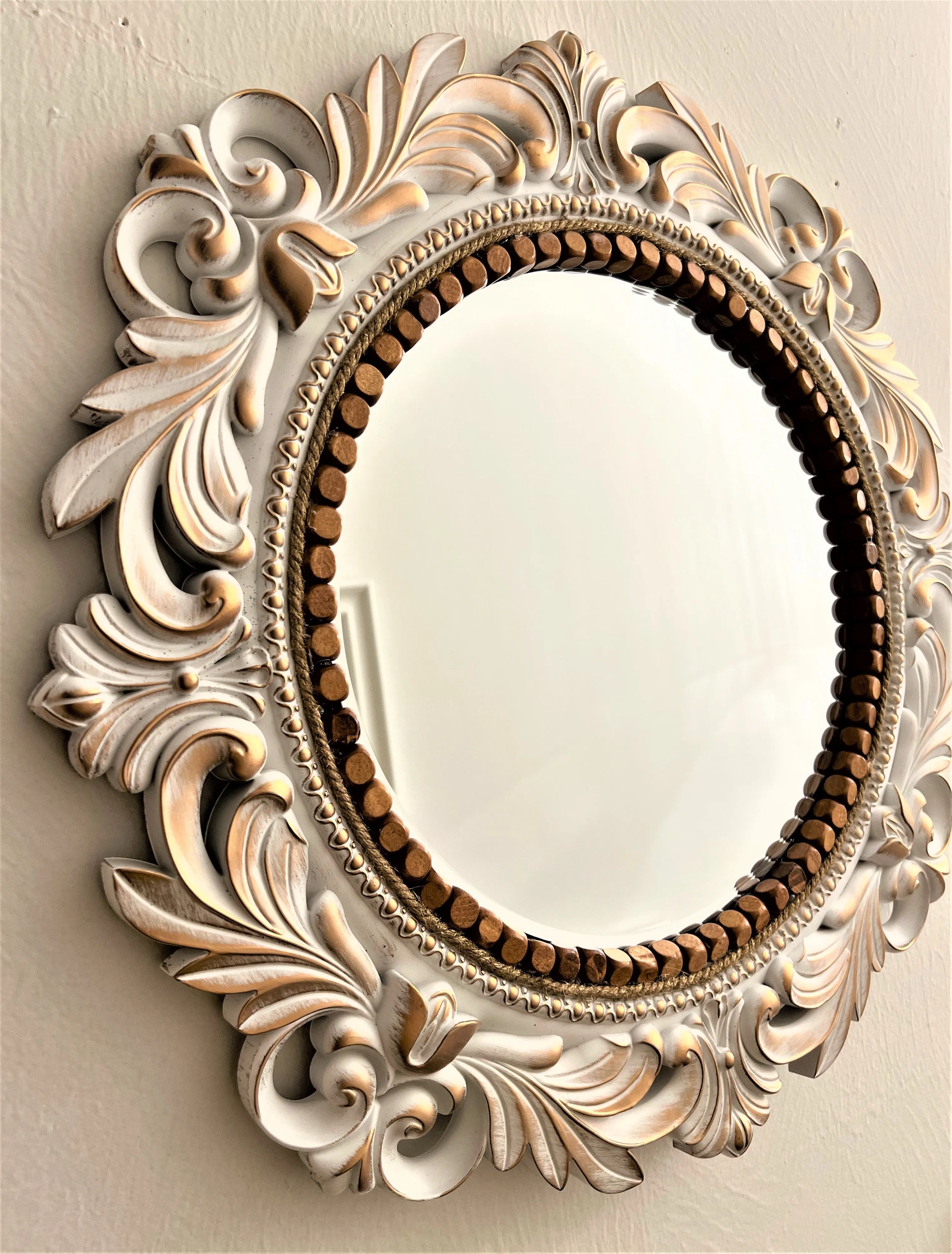Ornate Distress Gold-White Mirror 20 " Round Frame  X 12 Mirror