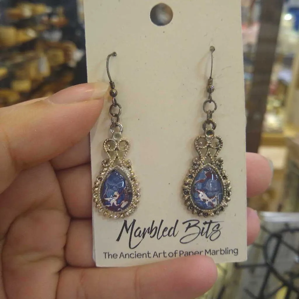 Oval Ornate Marbled Dangle Style Earrings