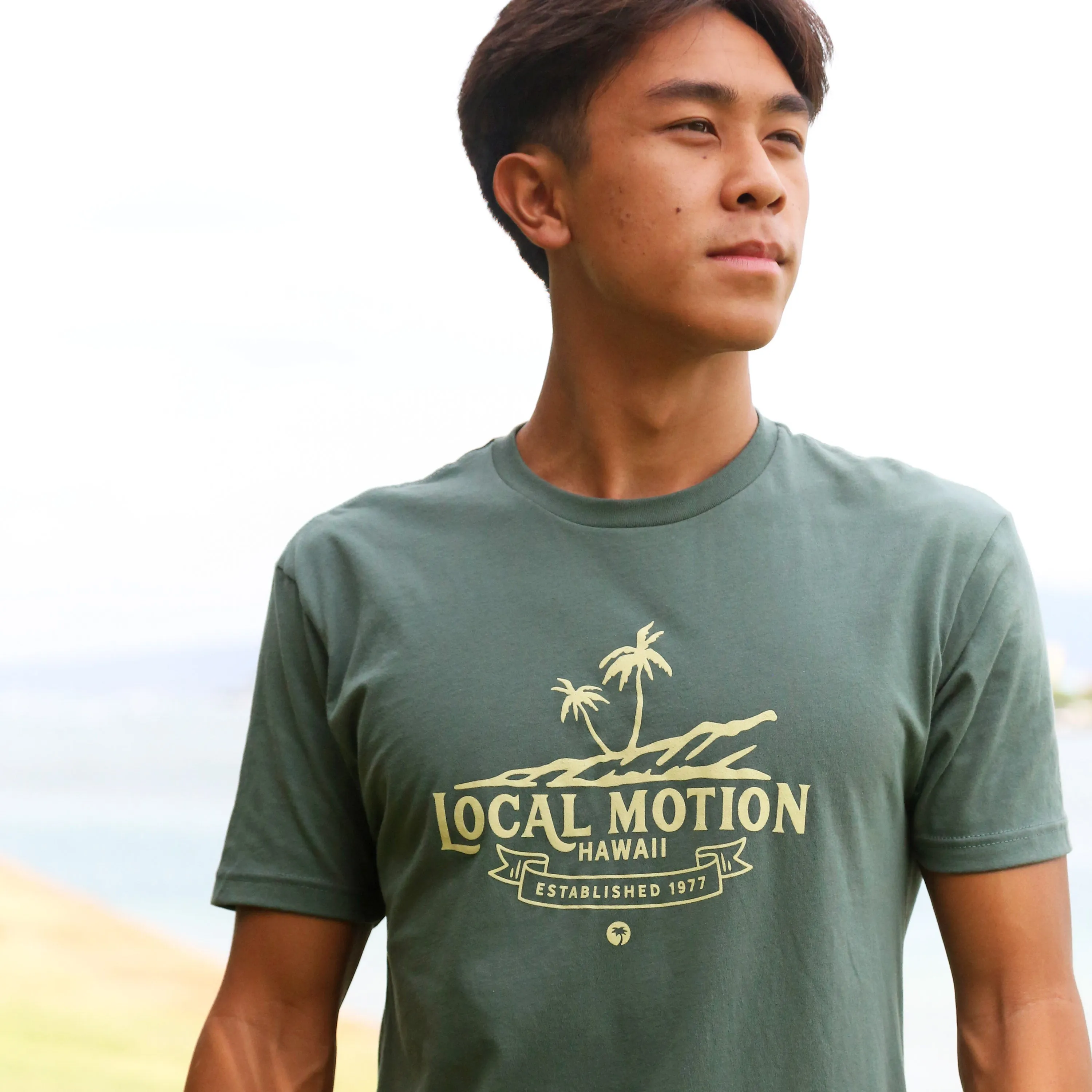 PALM RIBBON TEE