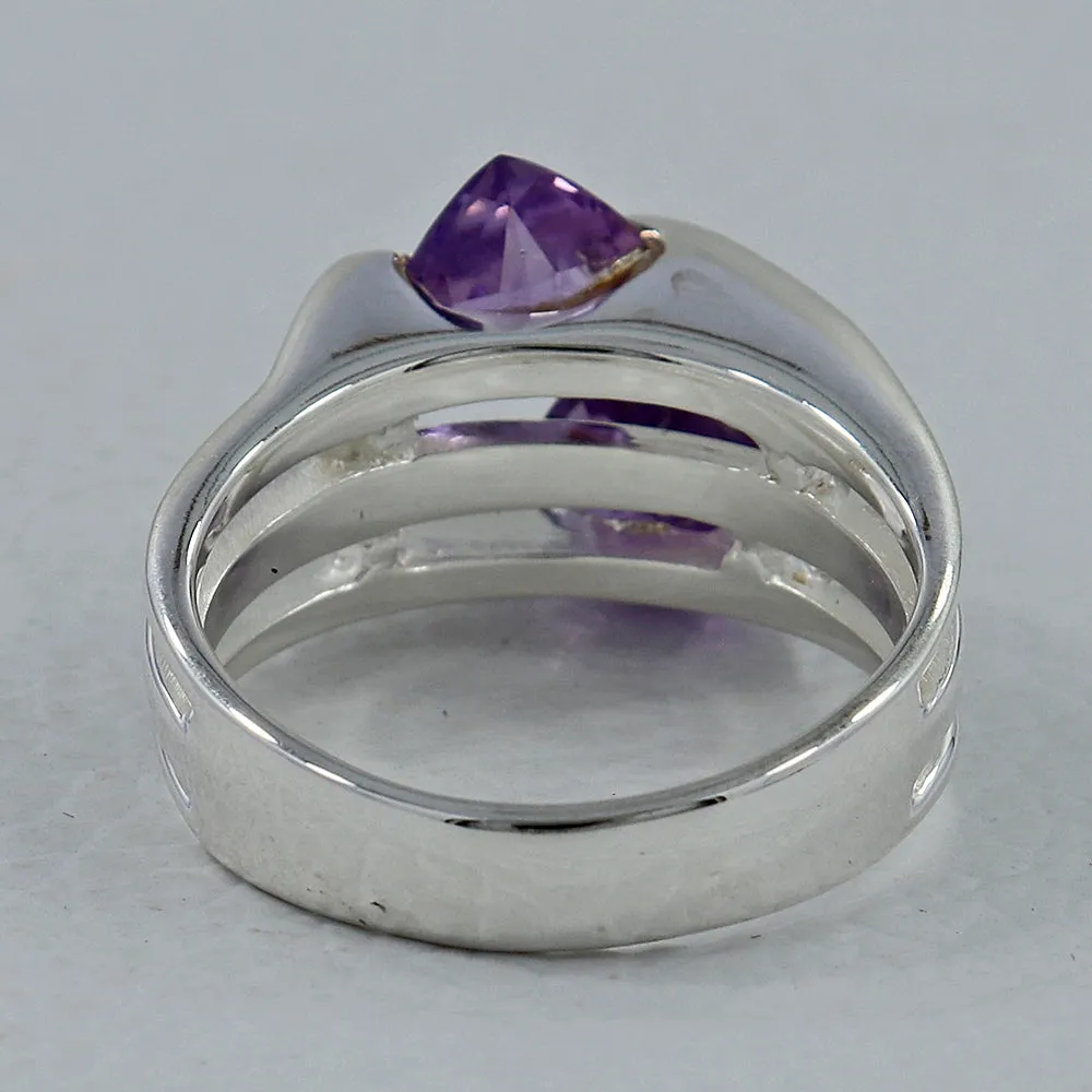 Peridot Designer Silver Ring