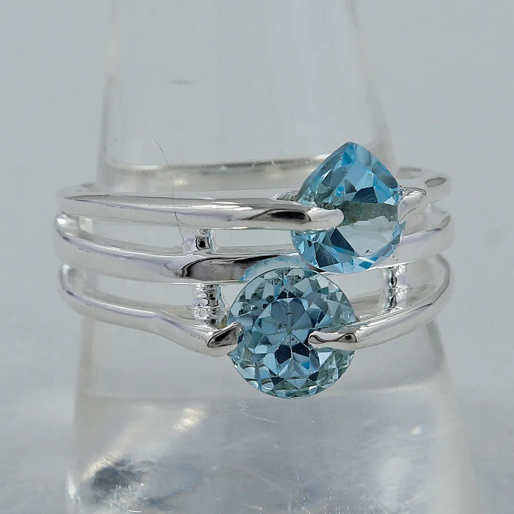 Peridot Designer Silver Ring