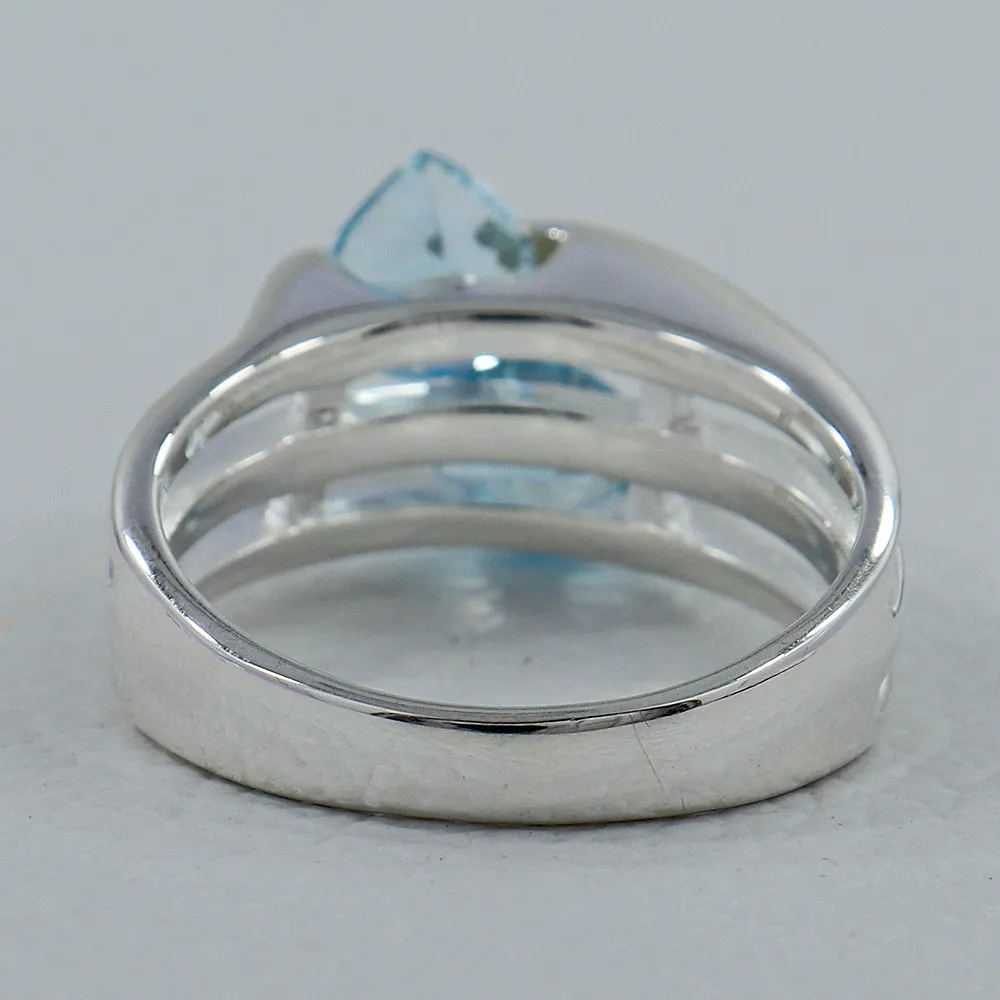 Peridot Designer Silver Ring