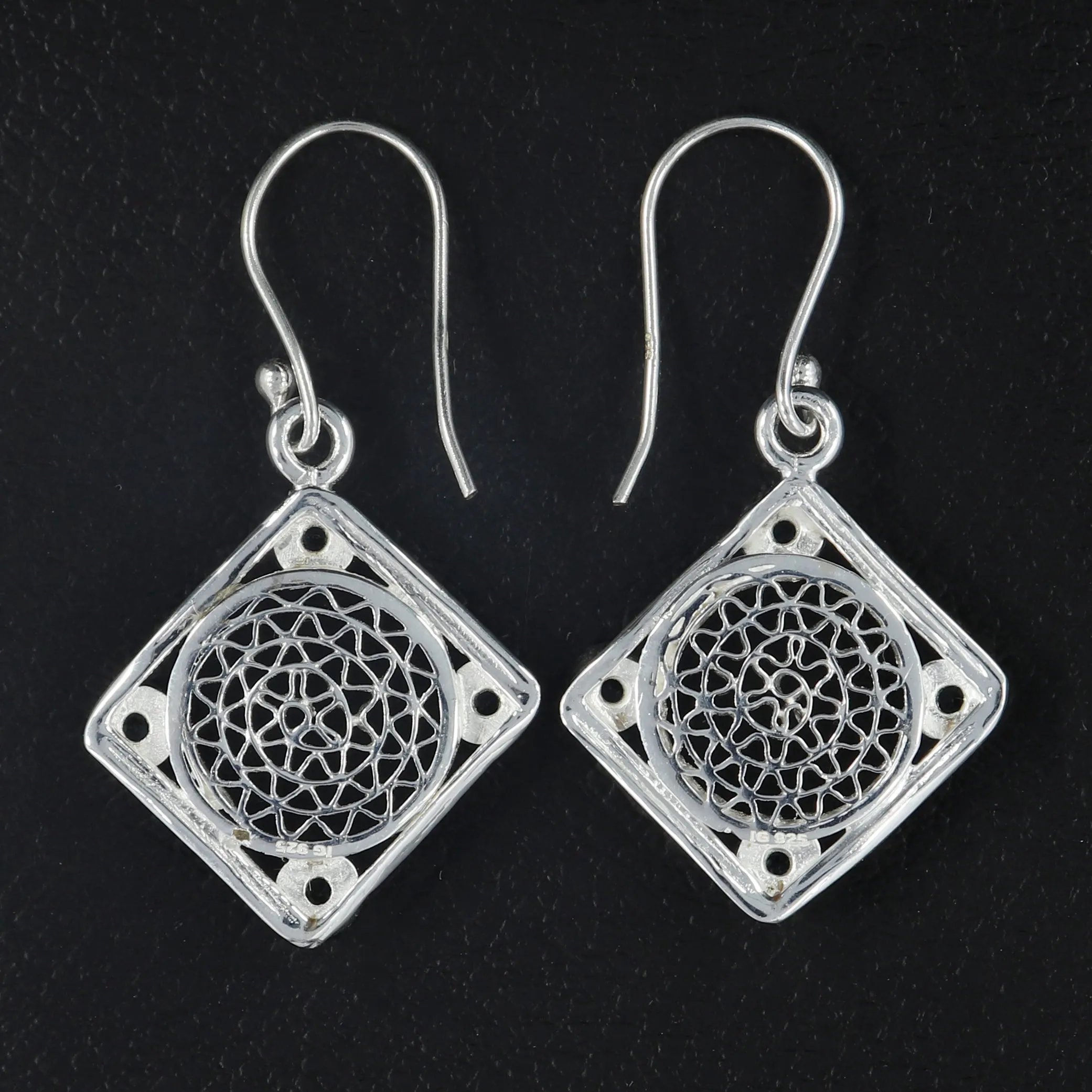 Peridot Tarakashi Designer Silver Earrings