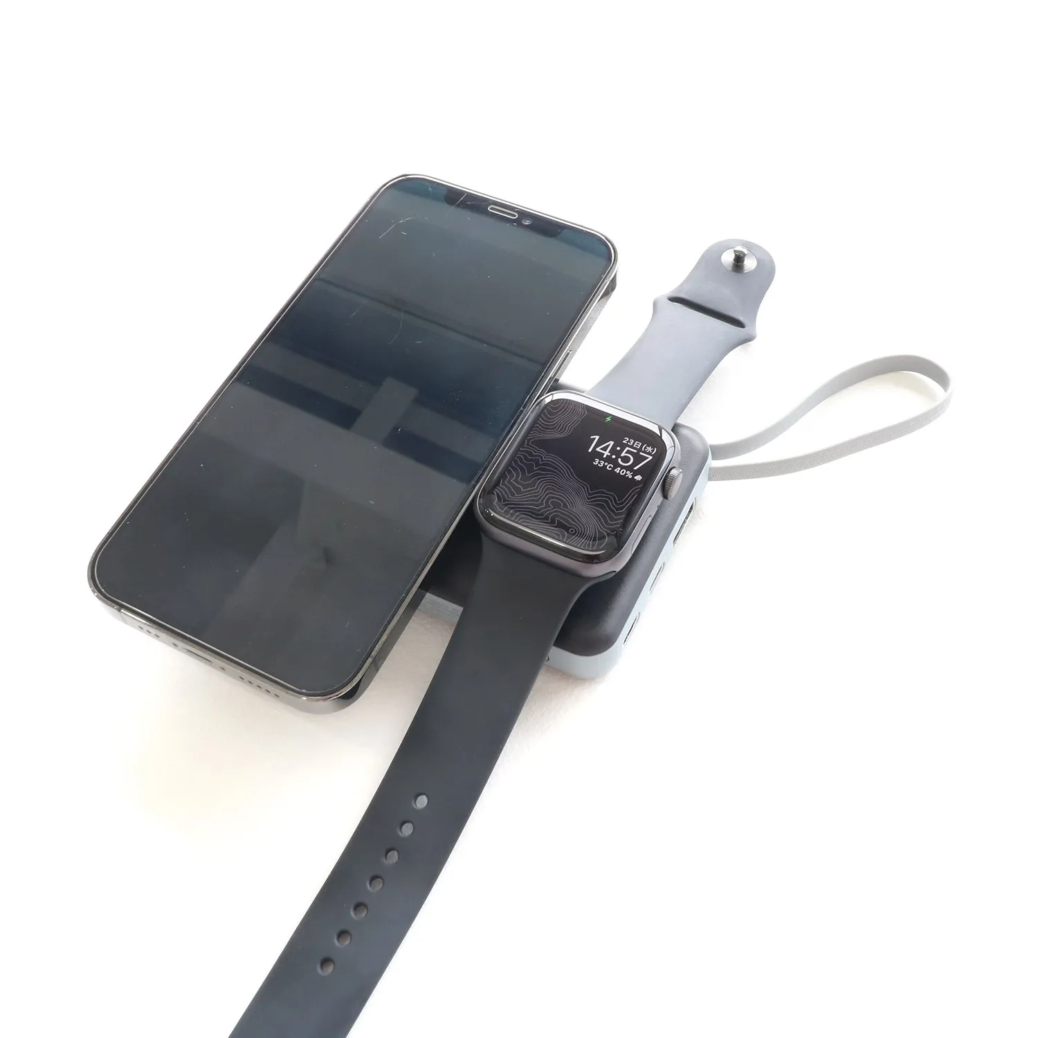 RELAX | リラックス　3in1 MagSafe Mobile Battery