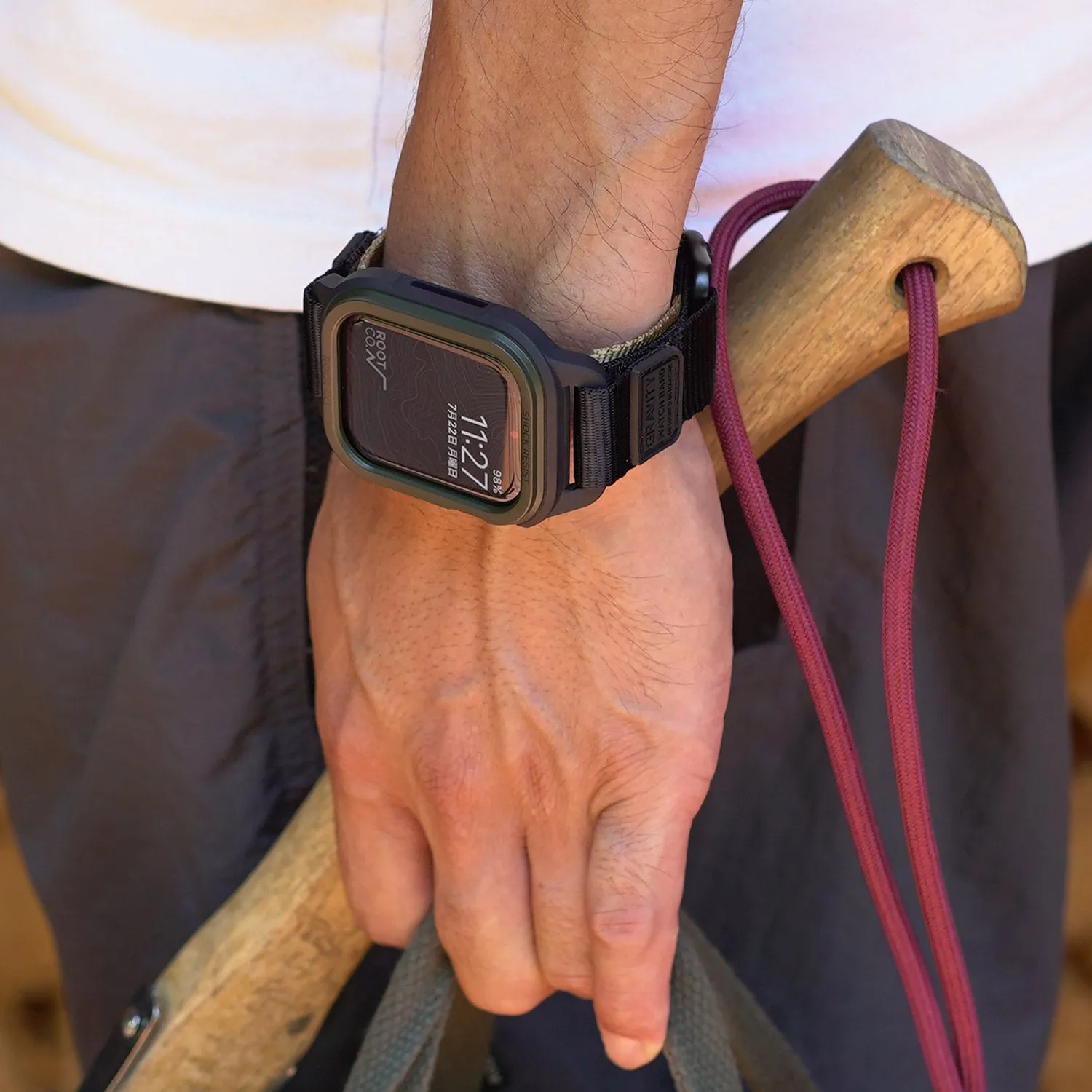 ROOT CO. | ルート　[Apple Watch Series4/5/6/7/8/9/SE]GRAVITY Shock Resist Case Pro. for Apple Watch