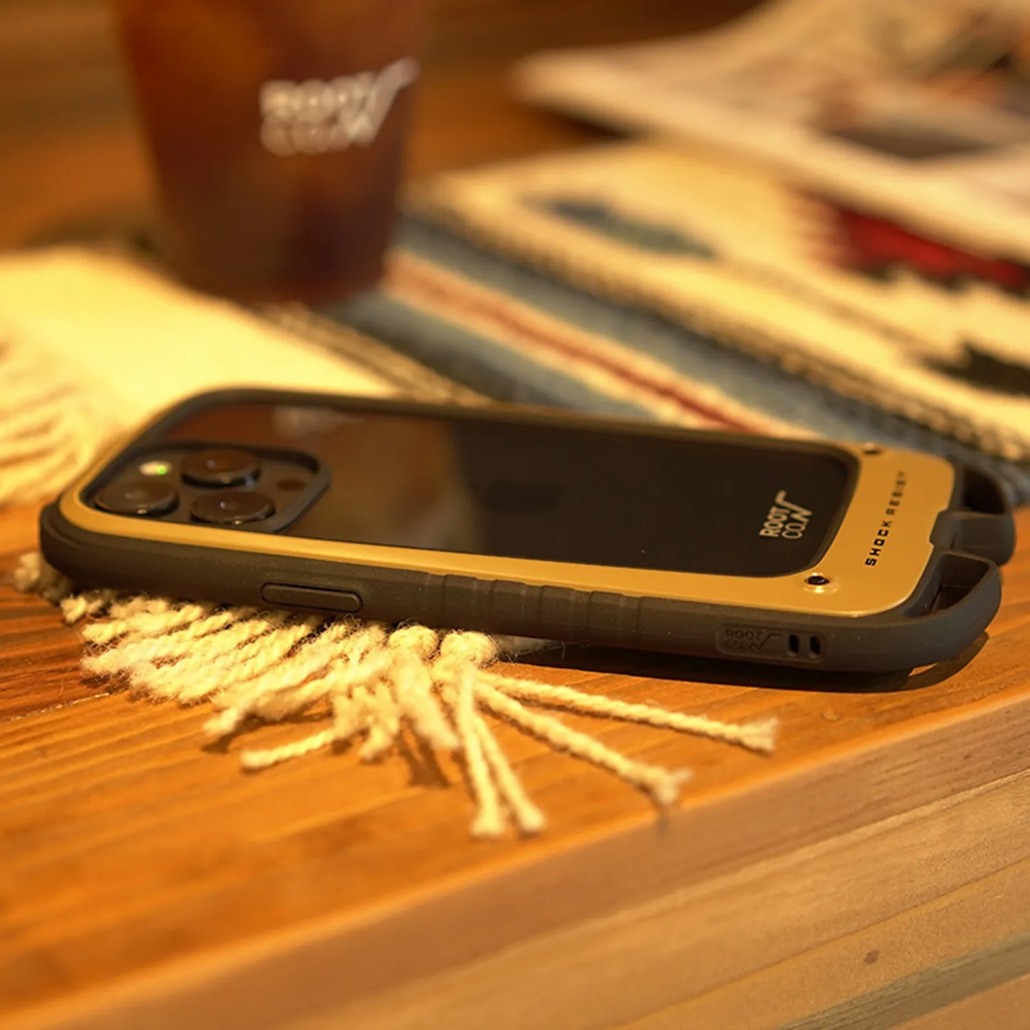 ROOT CO. | ルート　[iPhone15Pro専用]GRAVITY Shock Resist Case  Hold.