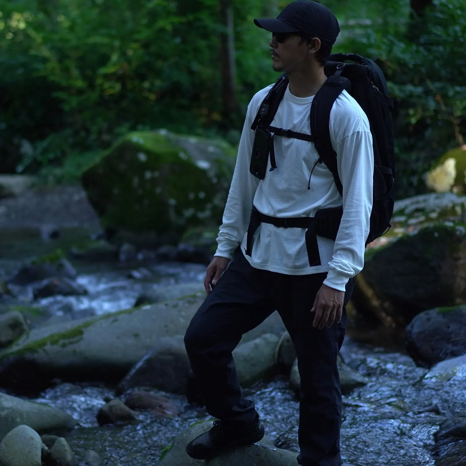 ROOT CO. | ルート　[iPhone15ProMax専用]GRAVITY Shock Resist Case Rugged.