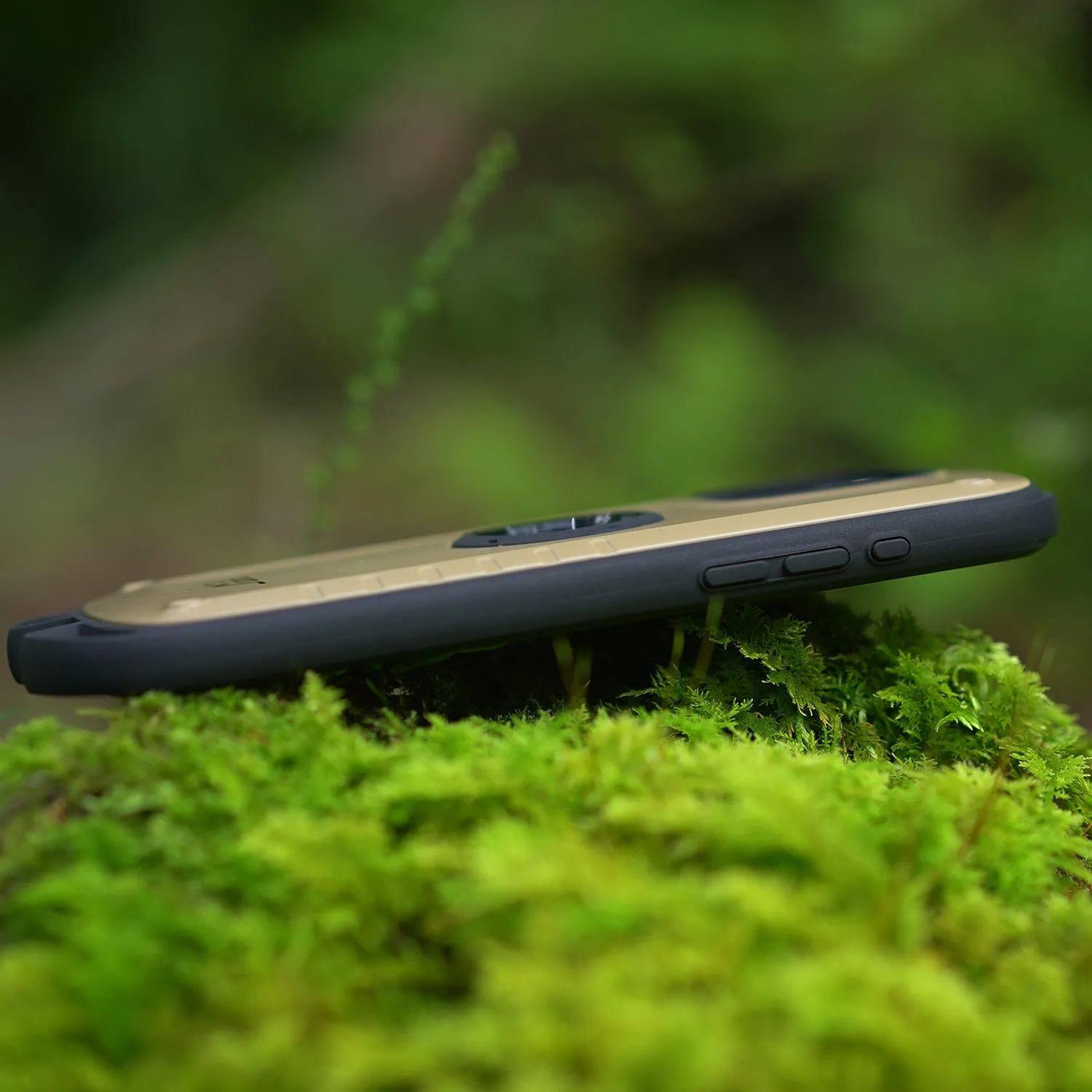 ROOT CO. | ルート　[iPhone15ProMax専用]GRAVITY Shock Resist Case Rugged.
