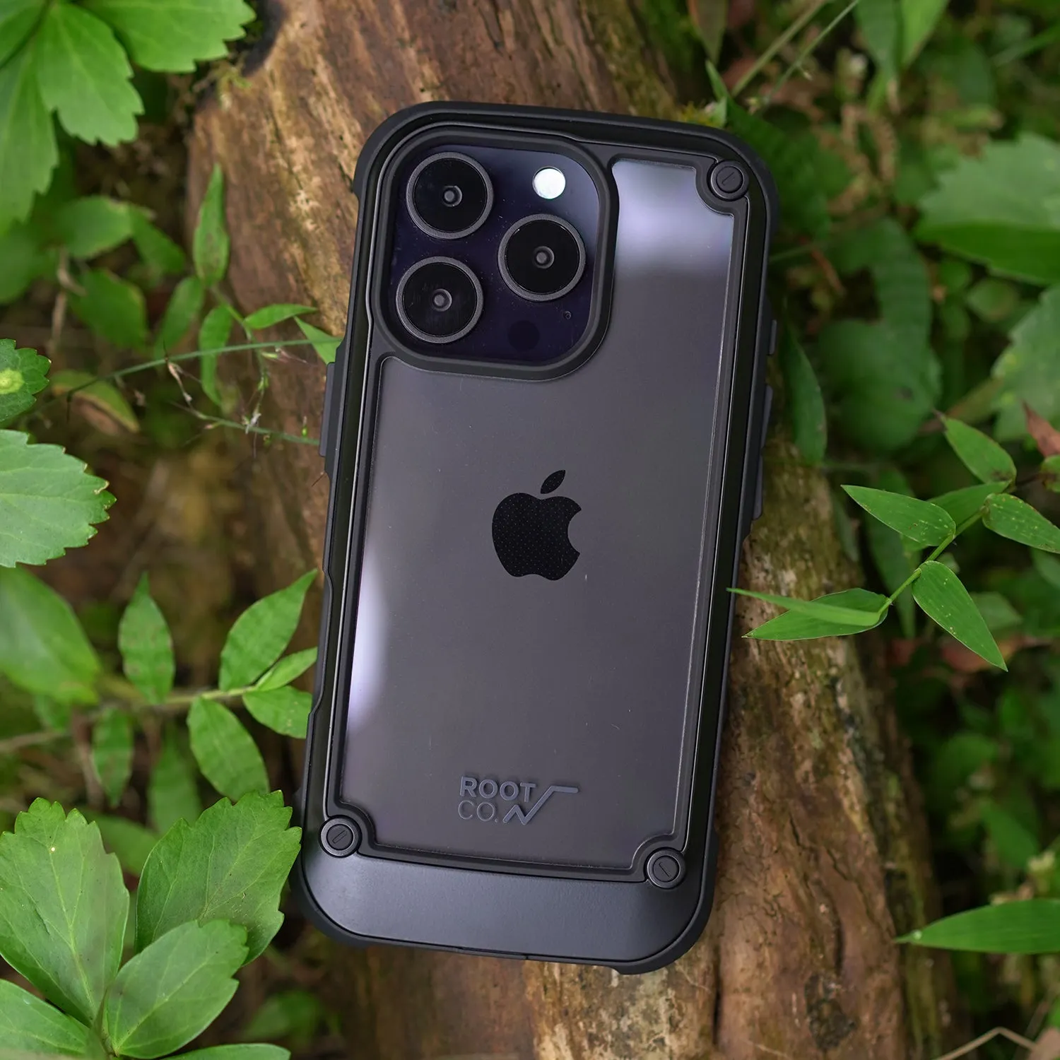 ROOT CO. | ルート　[iPhone16Pro専用]GRAVITY Shock Resist Tough & Basic Case.