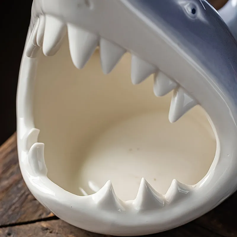 Shark Ashtray: Creative Ceramic