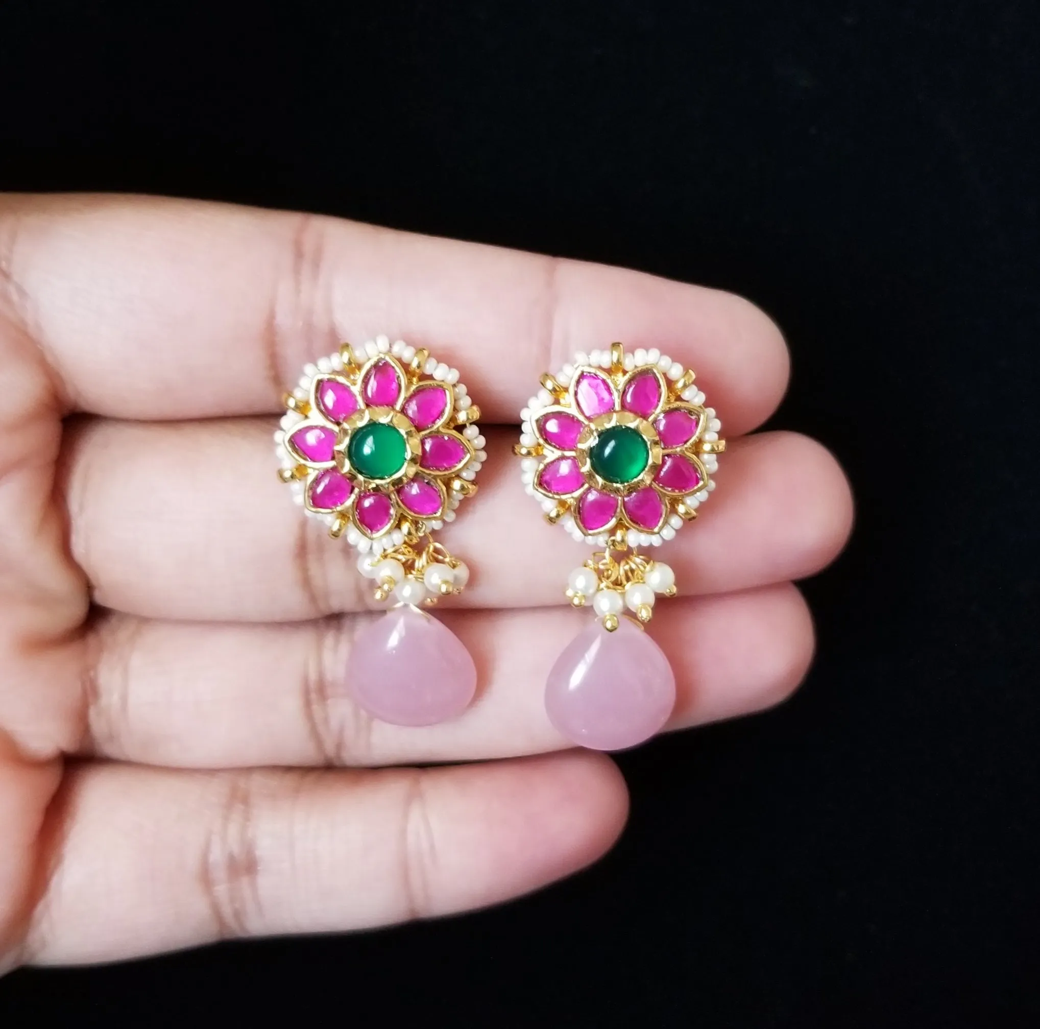 Sitara Pachi Kundan Choker Set With Gold Plating