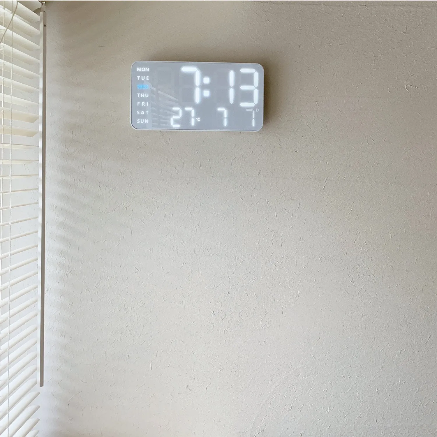 SLOWER | スロウワー　LED CLOCK Cielo