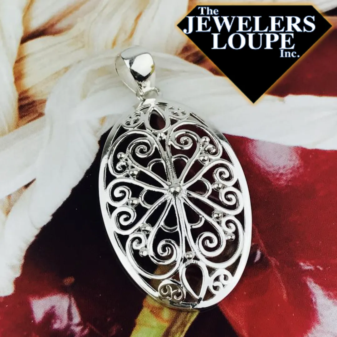 Southern Gates Sterling Silver Oval Filigree Flower Pendant (90062)