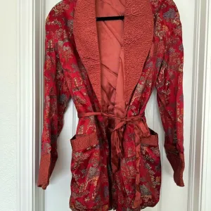 Vintage Elegant Red Women's Robe Smoking Style Jacket