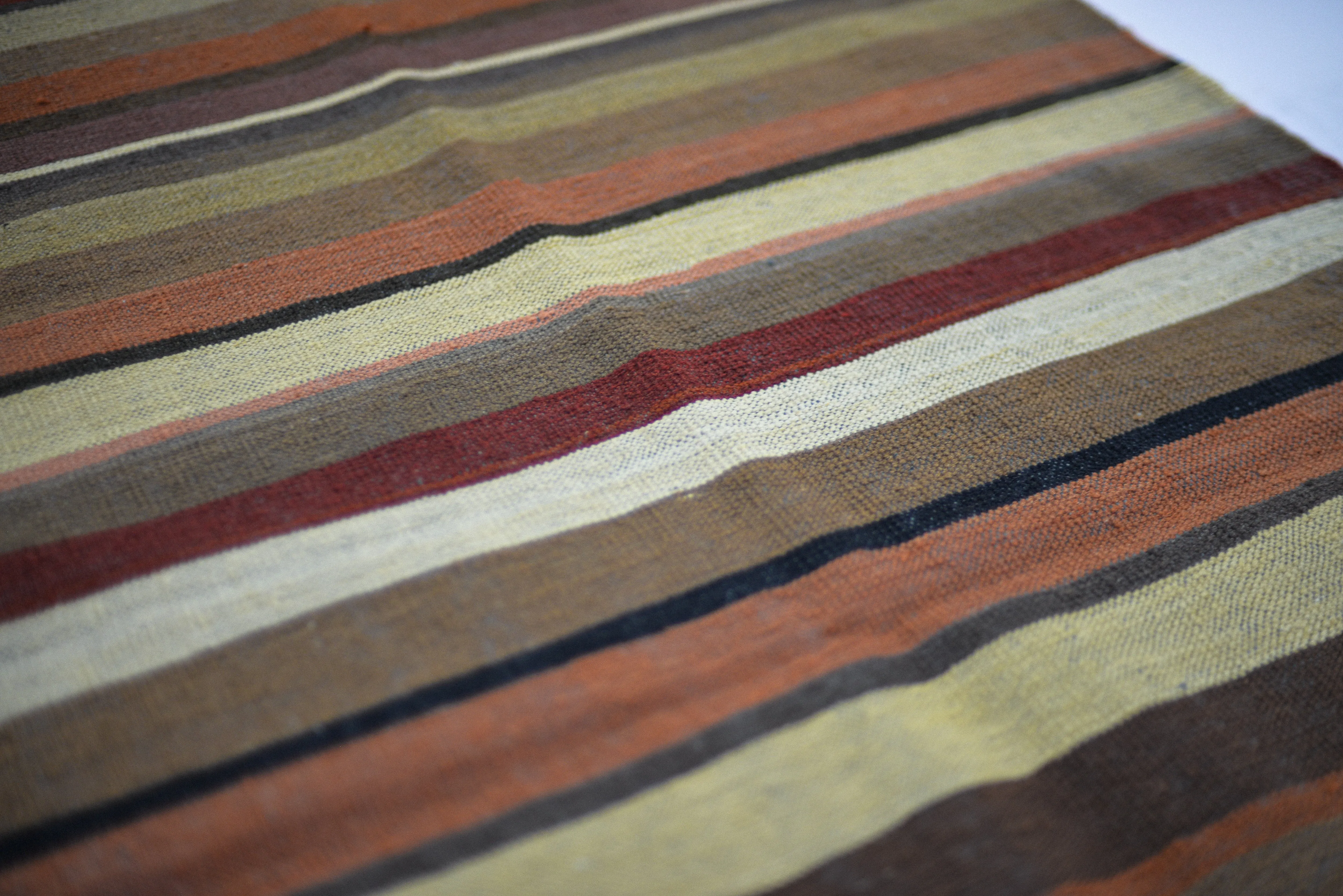 Vintage Kilim 2'9" x 5'0"