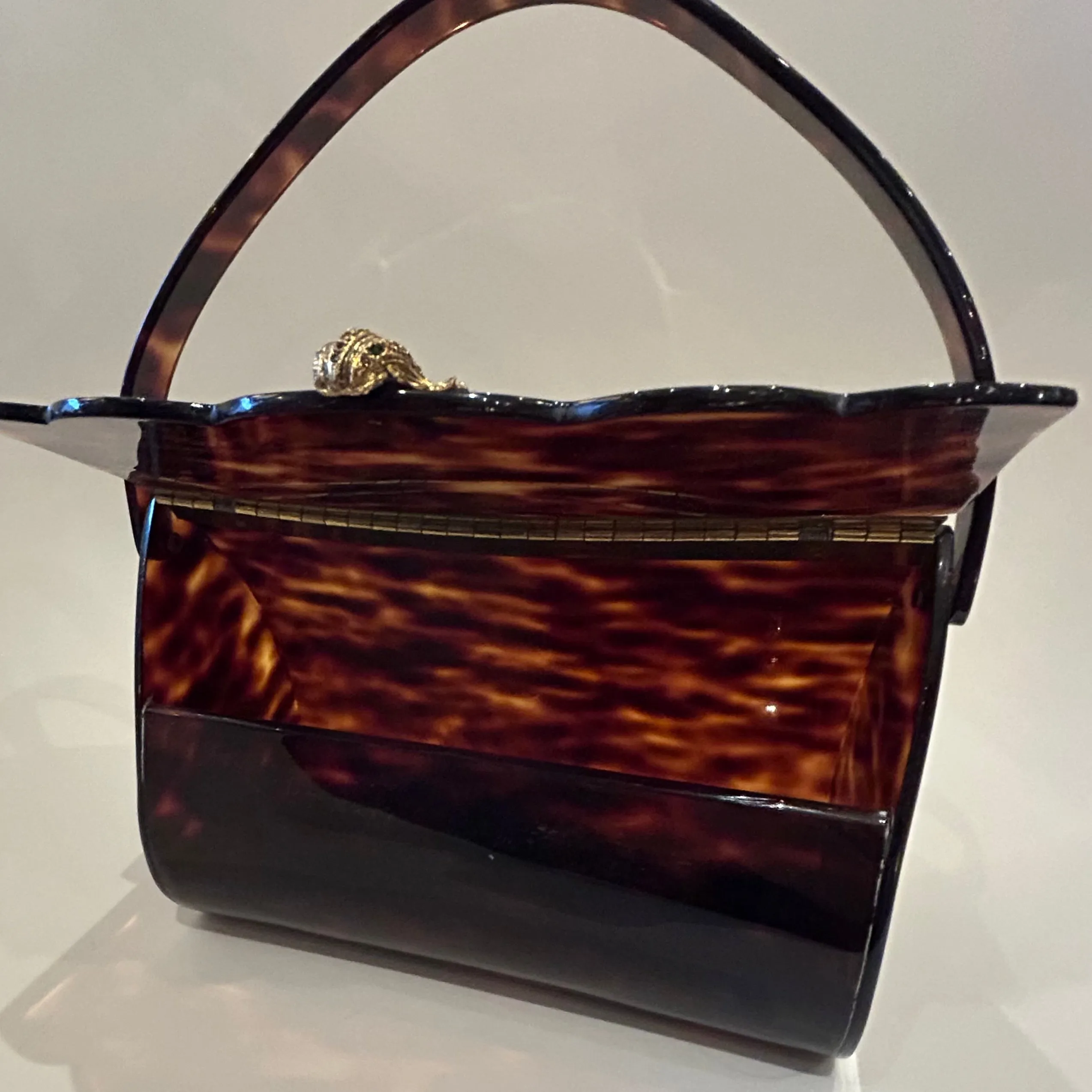 Vintage Lucite Tortoiseshell Purse (1124d)