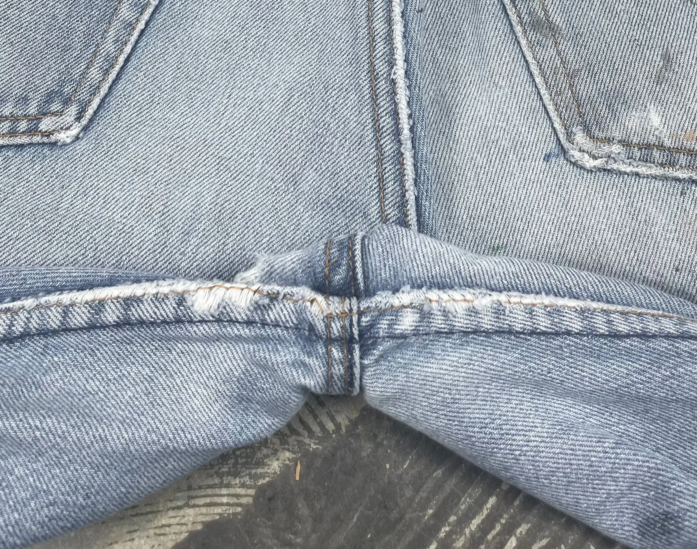 Vintage USA Made Levi 501xx Premium Wash & Paint Denim Jeans (JYJ-0319)