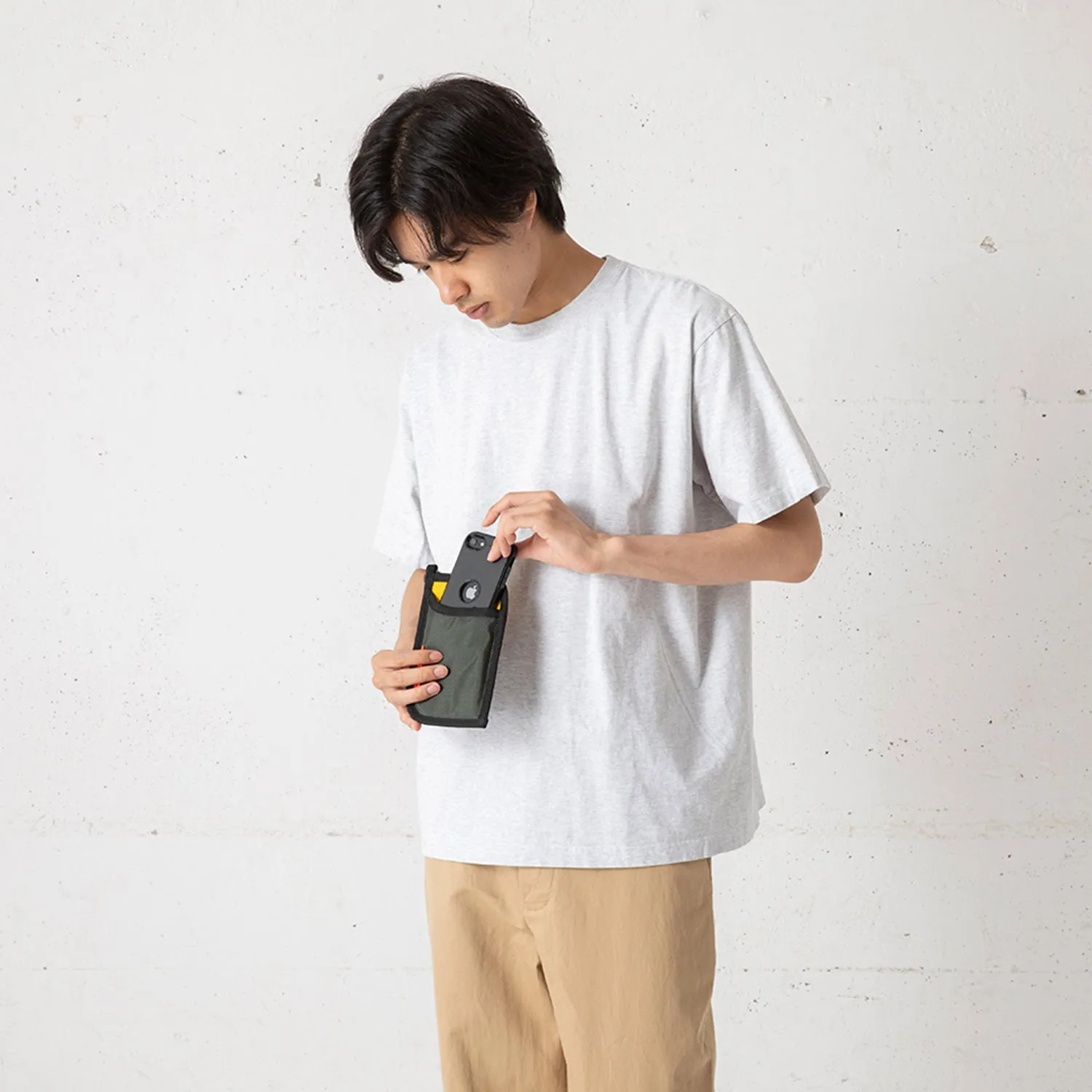 WEEKEND(ER)&co. | ウィークエンダー　SMARTPHONE SACK