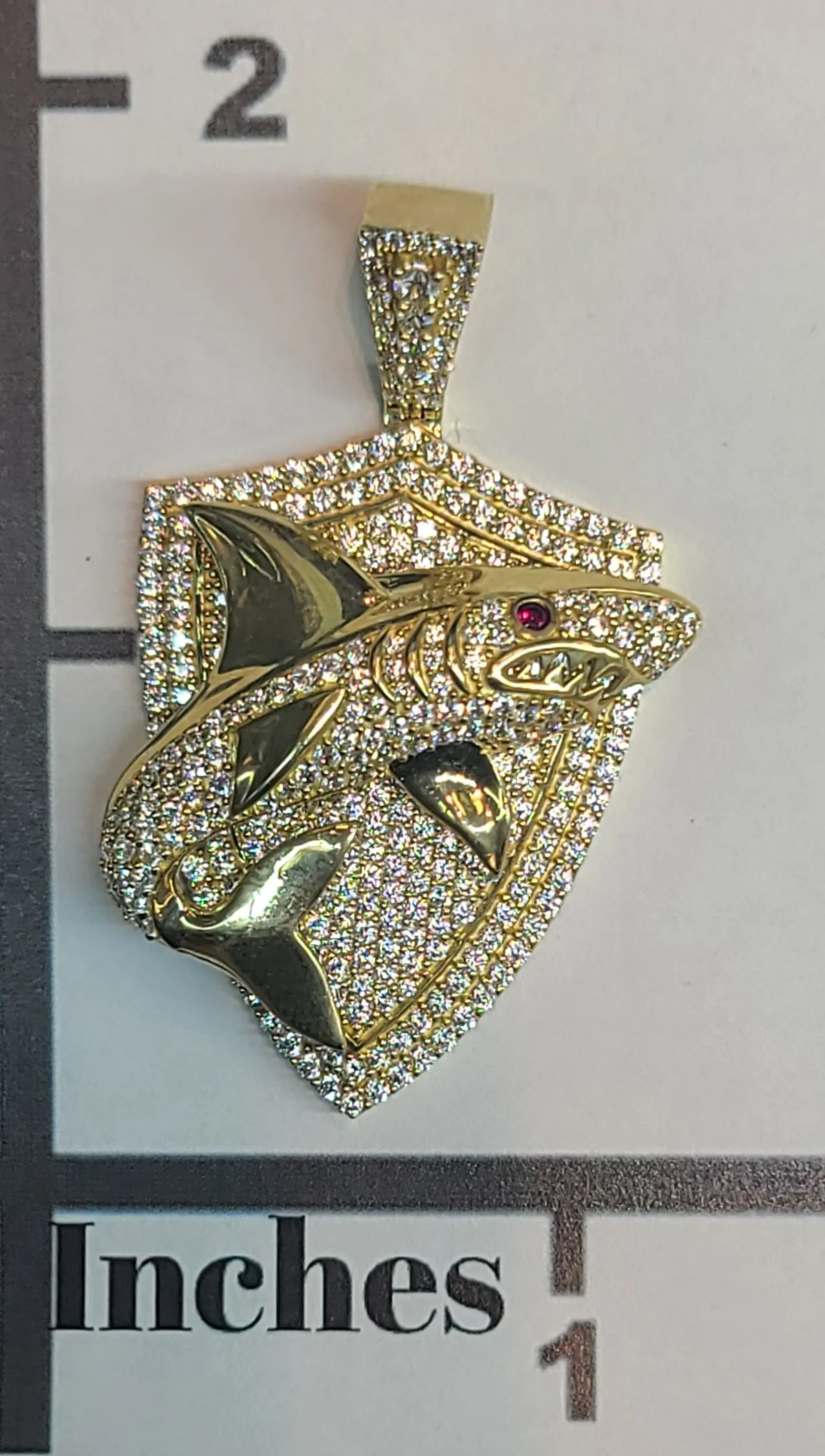 Yellow gold shark pendant with Czs